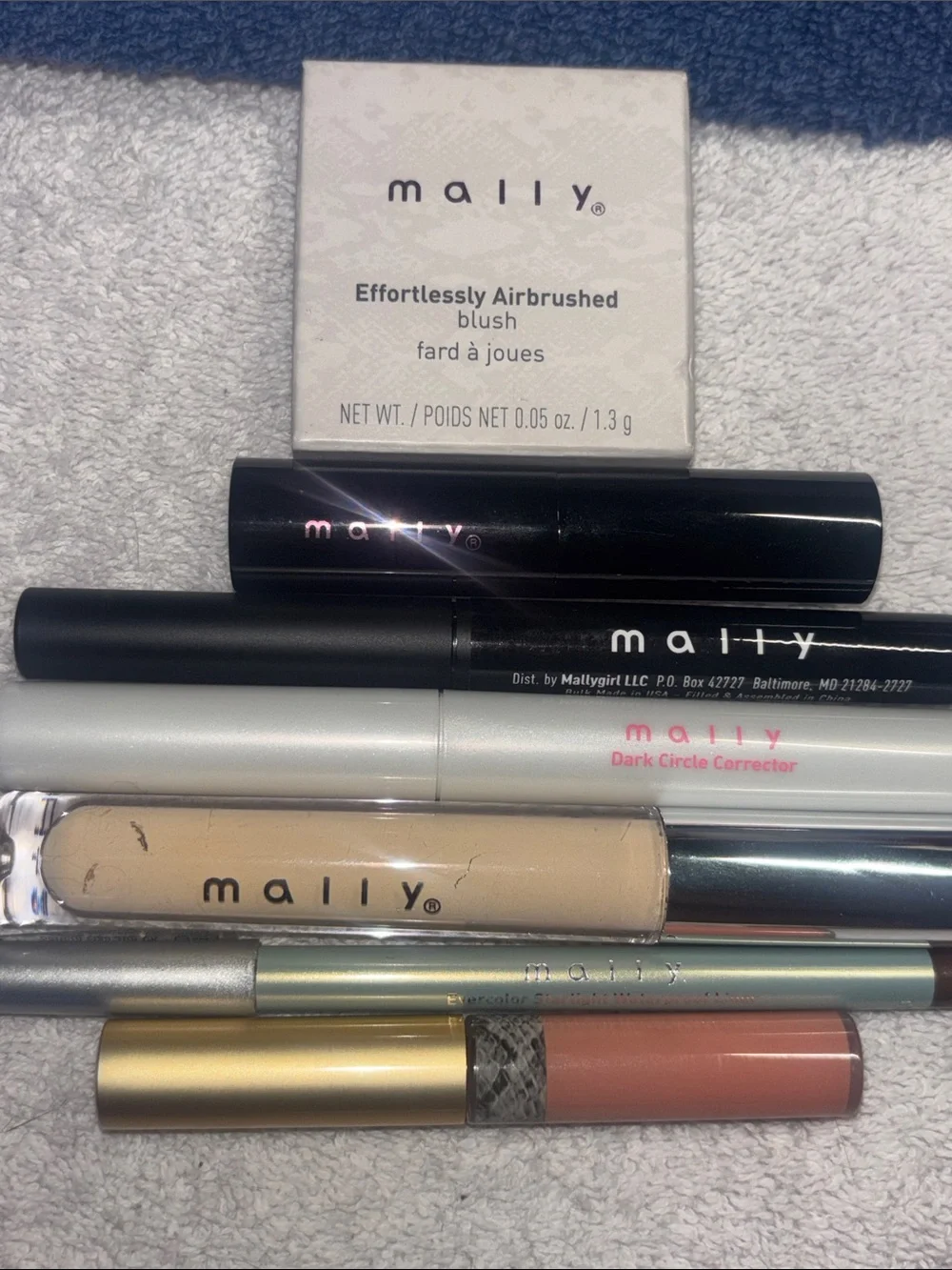 Mally Beauty Concealer & Corrector Set in Black, White, Beige, Gold, Pink